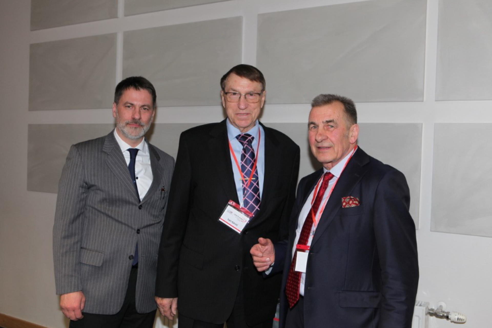 8-9 of 2024 in November, in Riga, in the conference center of the "Islande" hotel, the 19th LDVA congress took place, in which industry professionals - doctors, as well as students and residents - took part. The congress took place in person, but thanks to the main sponsors of the congress, "Grindeks" and "Sanofi", it was possible to watch the congress remotely, on the free "ZOOM" platform. Despite the fact that this was a Latvian congress, the president of the congress, Professor Andris Rubin, managed to attract important foreign speakers as well. In total, more than 25 lecturers from 10 different countries (USA, Germany, Taiwan, Italy, Netherlands, Latvia, Lithuania, Estonia, Romania, Ukraine) gave lectures. The congress program consisted of more than 30 lectures, where the main topics presented were cosmetic dermatology, dermato-oncology, psoriasis, atopic dermatitis, sexually transmitted diseases and HIV/AIDS. At the opening of the congress, the president of LDVA, professor Andris Rubins, the Minister of Health of the Republic of Lithuania A.god. Hosams Abu Meri, President of the Latvian Academy of Sciences Prof. Ivars Kalviņš and Kirovs Lipmans, Chairman of the Board of JSC "Grindeks". At the end of the event, three young doctors, residents (Edgars Ķiecis (Latvia), Auguste Dubinskaite (Lithuania) and Nilesh Kodali (USA)) received diplomas for the best presentations among young doctors and were awarded a prize sponsored by Bioderma and LDVA. In total, during the congress, 320 participants were gathered, of which 162 attended the congress in person, while 158 participants used the opportunity to watch the congress live on the "Zoom" platform. Attendees could also see the exhibition stands of 11 companies and familiarize themselves with the latest in their production and equipment provision. The Association of Dermatovenerologists of Latvia thanks all the lecturers for their contribution to the creation of the scientific program, the participants of the congress for their participation, as well as the biggest supporters of the congress: the main supporter - the Gold sponsors "AS Grindeks" and its Council Chairman Kirov Lipmans, the company "Sanofi" and the Bronze sponsors "Sandoz" , "AbbVie", "Johnson & Johnson" and "Inomedis", as well as the hotel "Islande" for hosting the event and support.